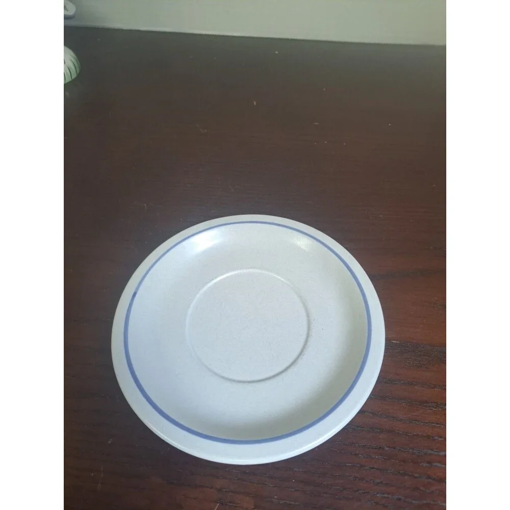 Vintage  Pfaltzgraff Blue And White Stoneware 6.5in Saucer